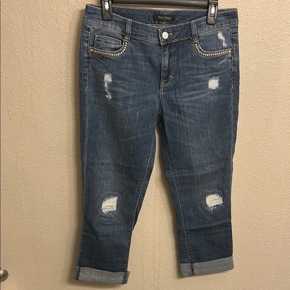 White House Black Market Women Slim Crop Distressed Blanc 4
